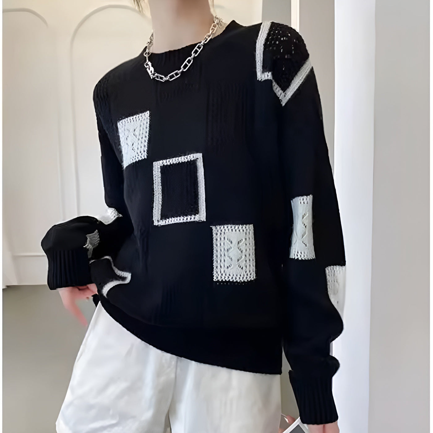 Renata | Elegant Geometric Patterned Sweater