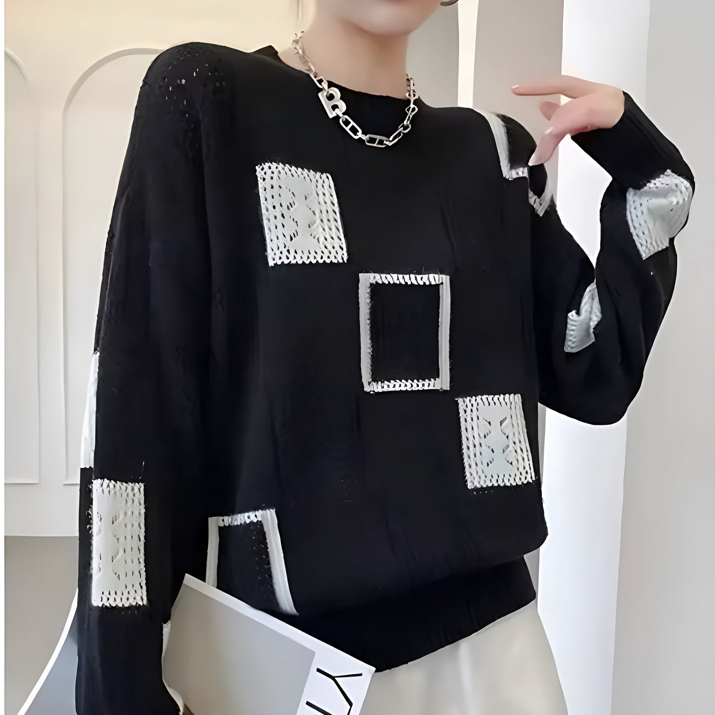 Renata | Elegant Geometric Patterned Sweater