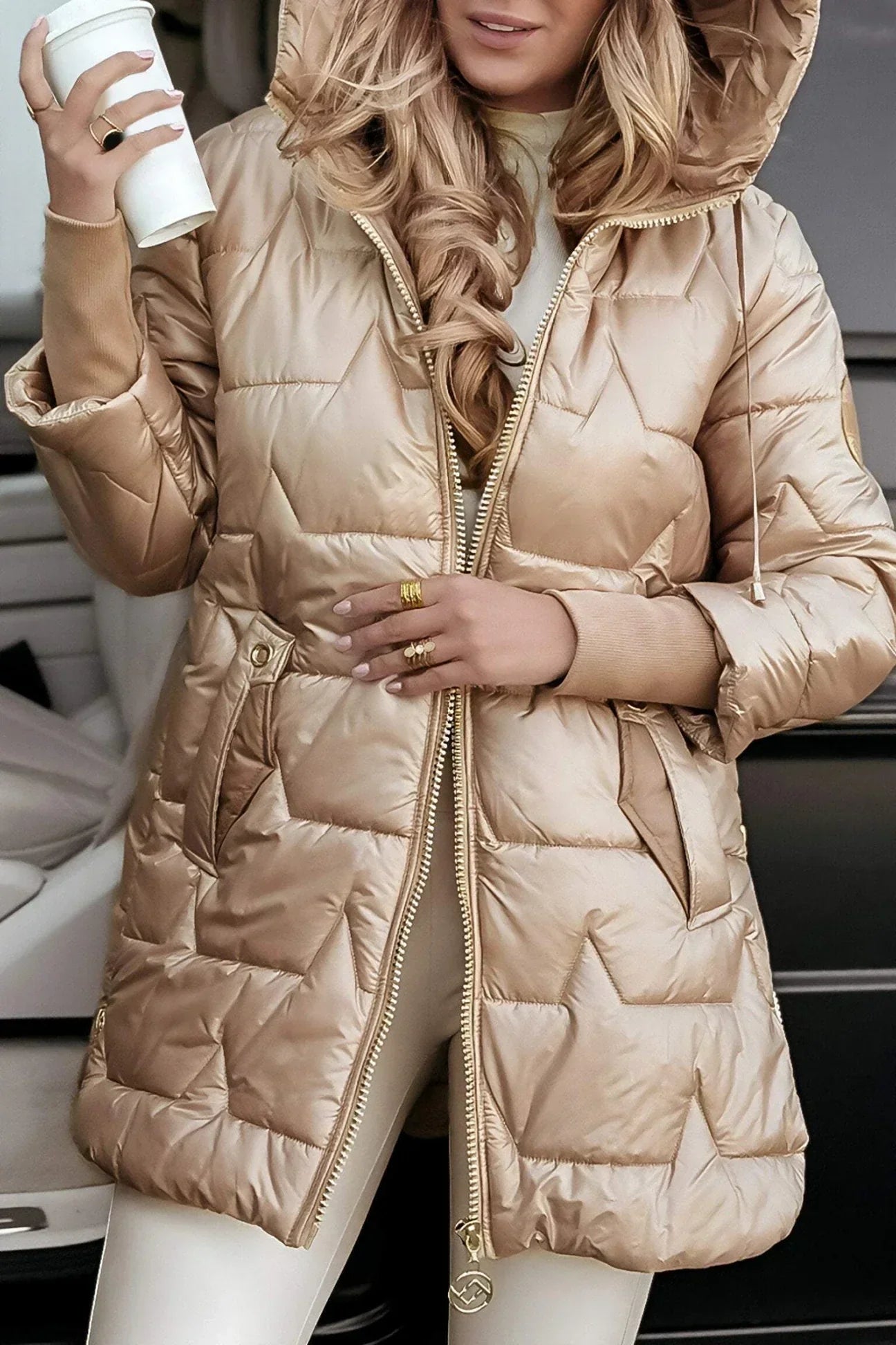 Jane | Long and warm padded jacket with enveloping hood